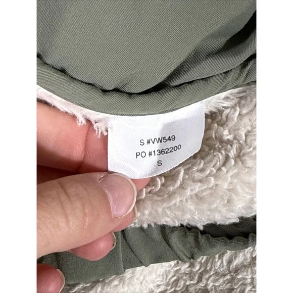 Vuori Cozy Sherpa Popover Womens Size Small Fleece Fuzzy Athleisure Gym - Picture 3 of 13